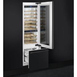 SMEG WI66RS  Винный холодильник встраиваемый, Высота - 205 см., Ширина - 60 см.