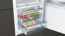 NEFF KI8865D20RU Home Connect. Встраиваемый холодильник. Модельный ряд премиум-холодильников cool Deluxe, электронное управление и контроль, Класс А+, 36 дБ,(Тихий). Зона сохраненя свежести, No Frost