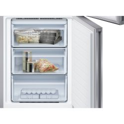 NEFF KG7493B30R Отдельностоящий холодильник. Чёрное стекло под грифельную доску, Ширина - 70 см., No Frost, Зона свежести, сенсорная LCD панель. Размеры (ВхШхГ): 203 х 70 х 67 см