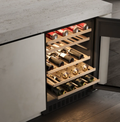 KUPPERSBERG RBW 85 Встраиваемый винный шкаф, 135 л., 54 бутылки Температуры: 5-20°C, Кол-во полок: 5, одна температурных зона, Ширина, см 59,5 Высота, см 80,5 Глубина, см 57