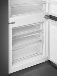 Smeg C875TNE Встраиваемый комбинированный холодильник, Инвертор, ширина 68,9 см, высота 194 см., полный No-Frost.