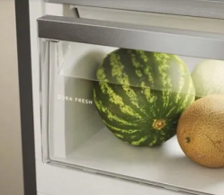 ASKO RFC526RNBB1 Отдельностоящий комбинированный холодильник, Зона свежести -2 ящика DuraFresh , сенсорное управление, Дисплей 2.86" color TFT, полный NoFrost, высота 203 см, цвет - чёрная нерж. сталь